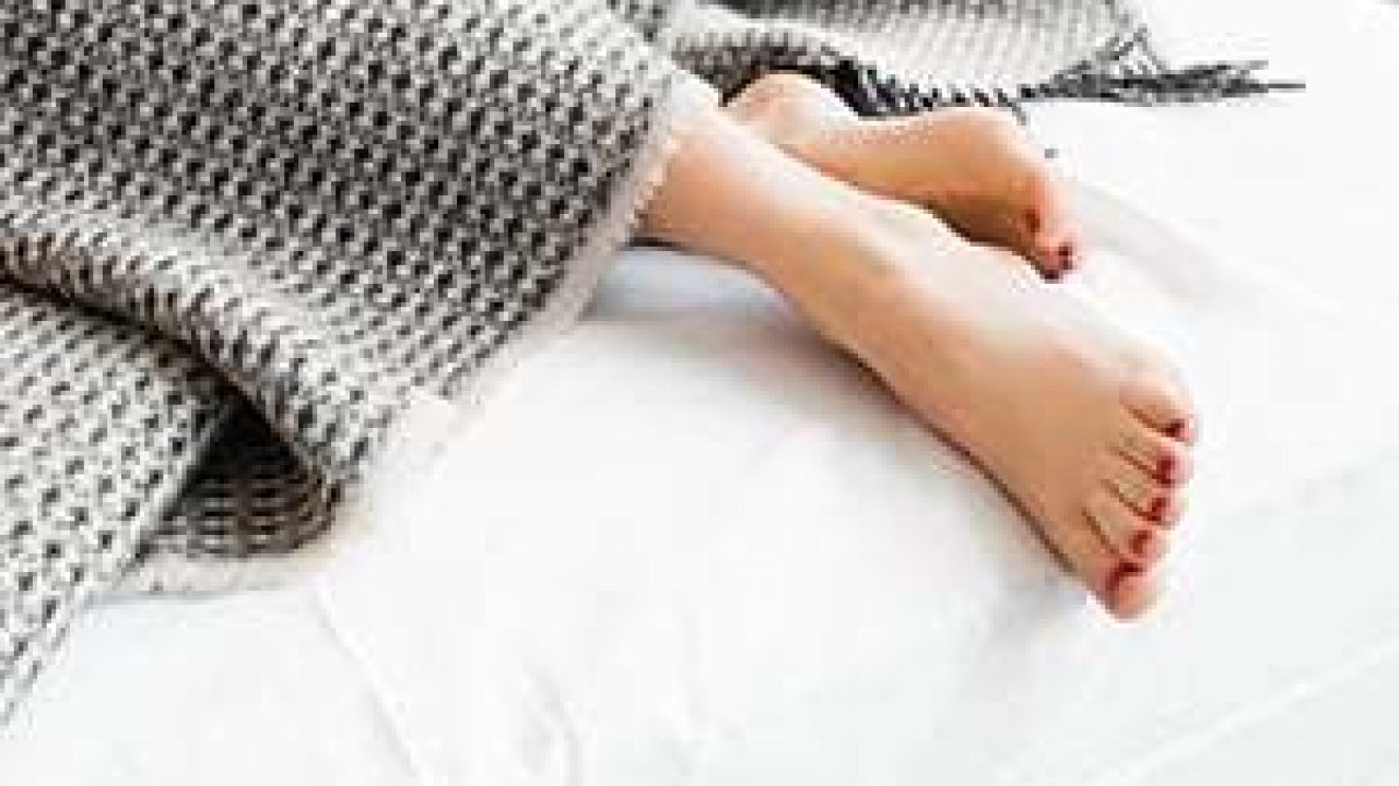 12 Health Benefits of Sleeping Naked: Ditch Your Bedclothes (Tonight)